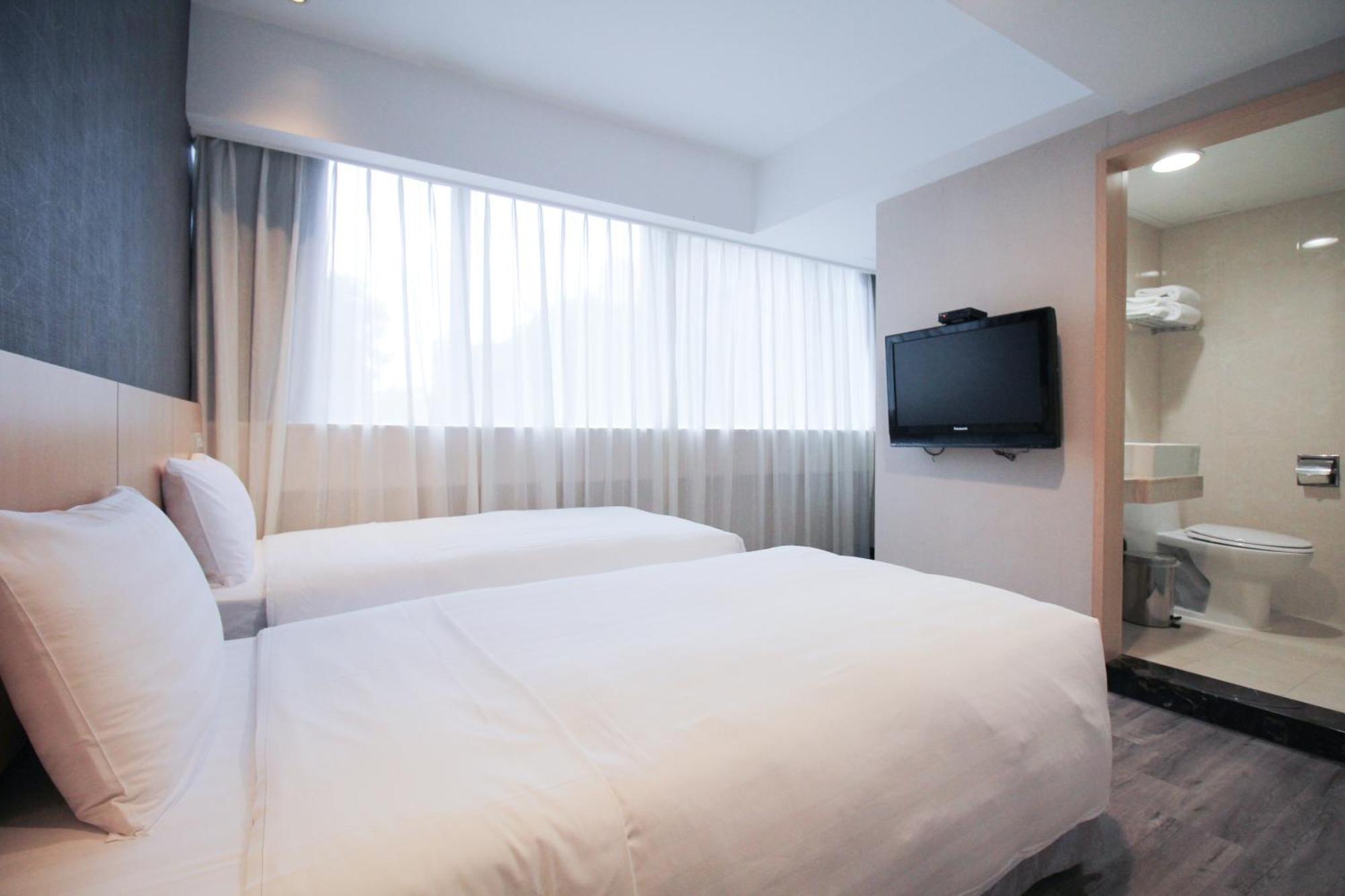 台北碧瑤飯店 B Hotel 3*