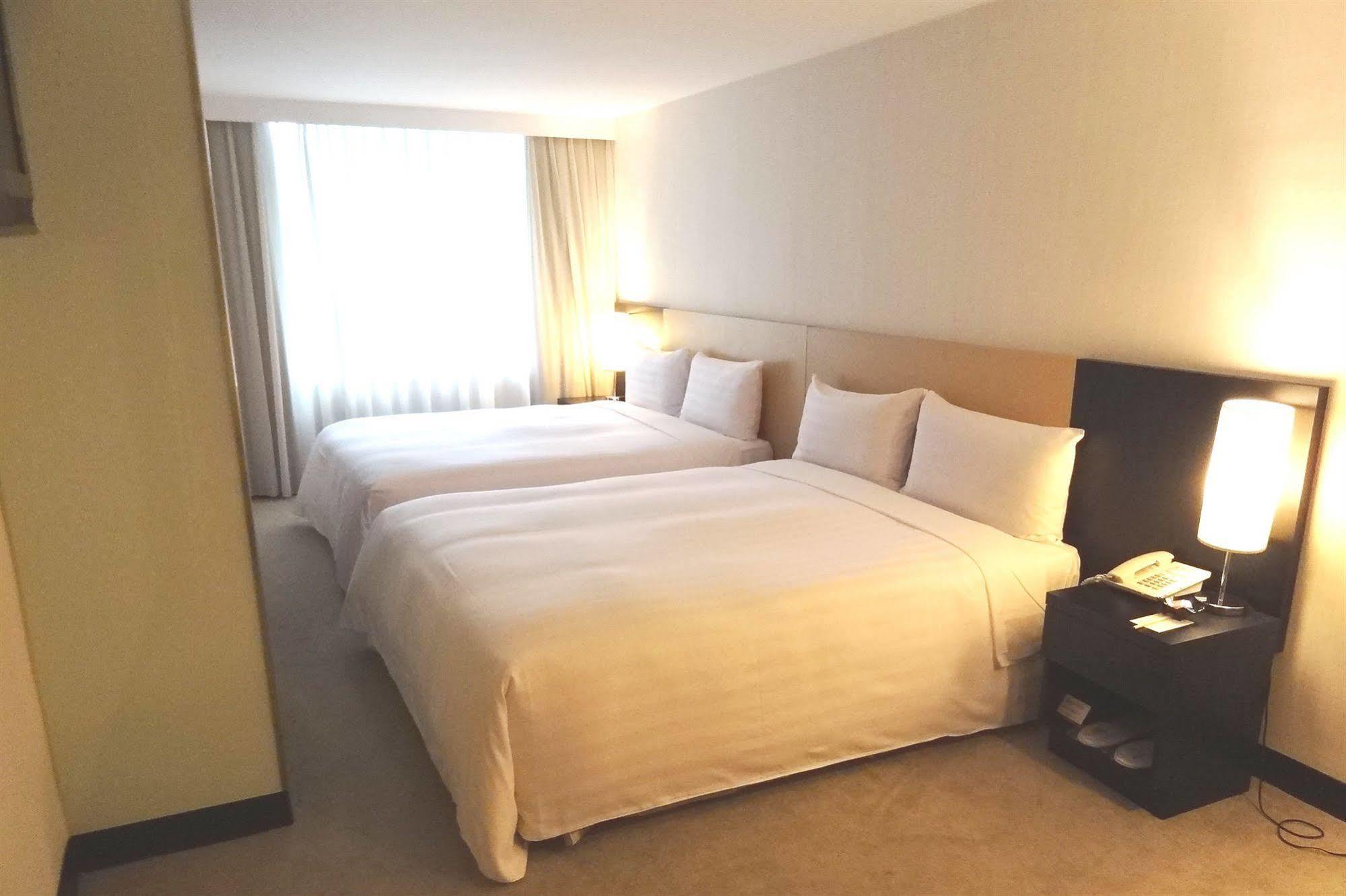 台北碧瑤飯店 B Hotel 3*